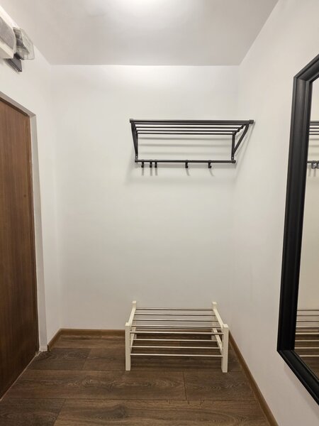 Piata Salajan, 3 minute metrou Nicolae Grigorescu,